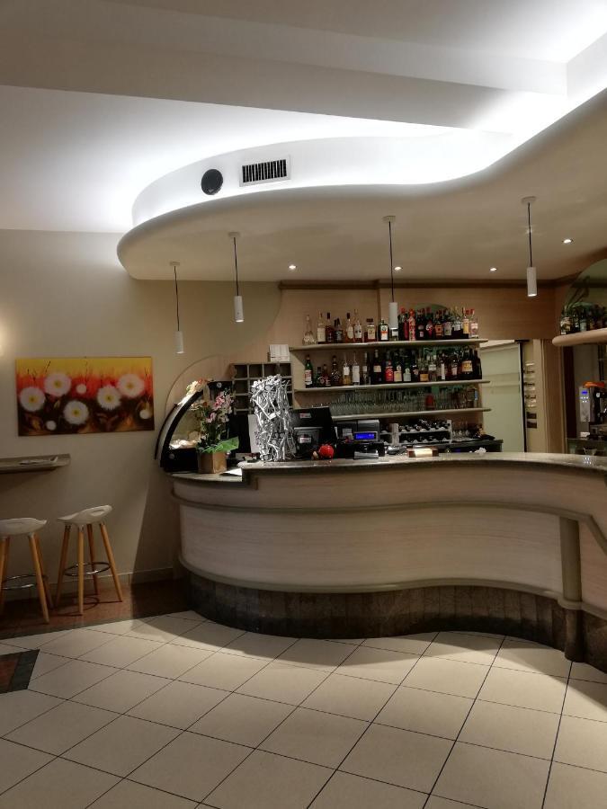 Eva Hotel 3*