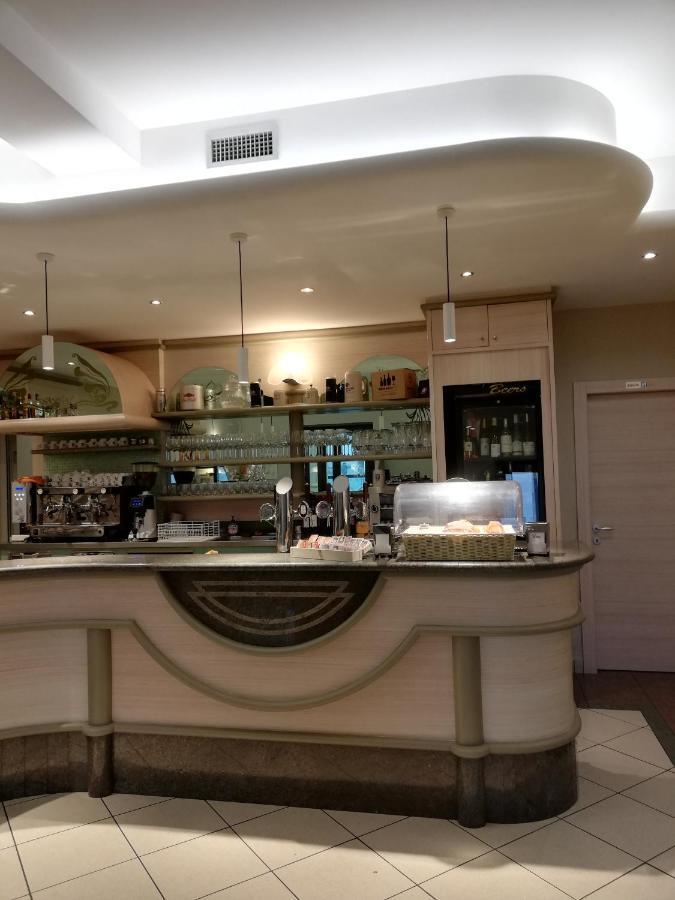 Eva Hotel 3*